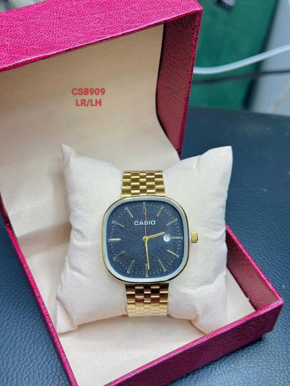 Casio Vintage Watch – Retro Square Dial | Unisex Classic Timepiece